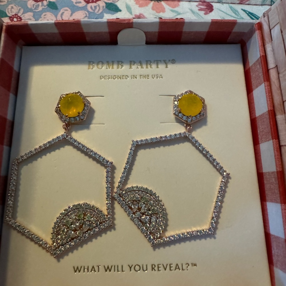 Bomb party market fresh lemon slice earrings